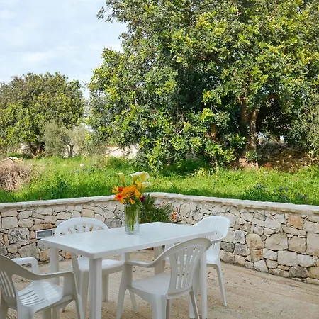 2 Bedroom Beautiful Home In Scicli 시클리